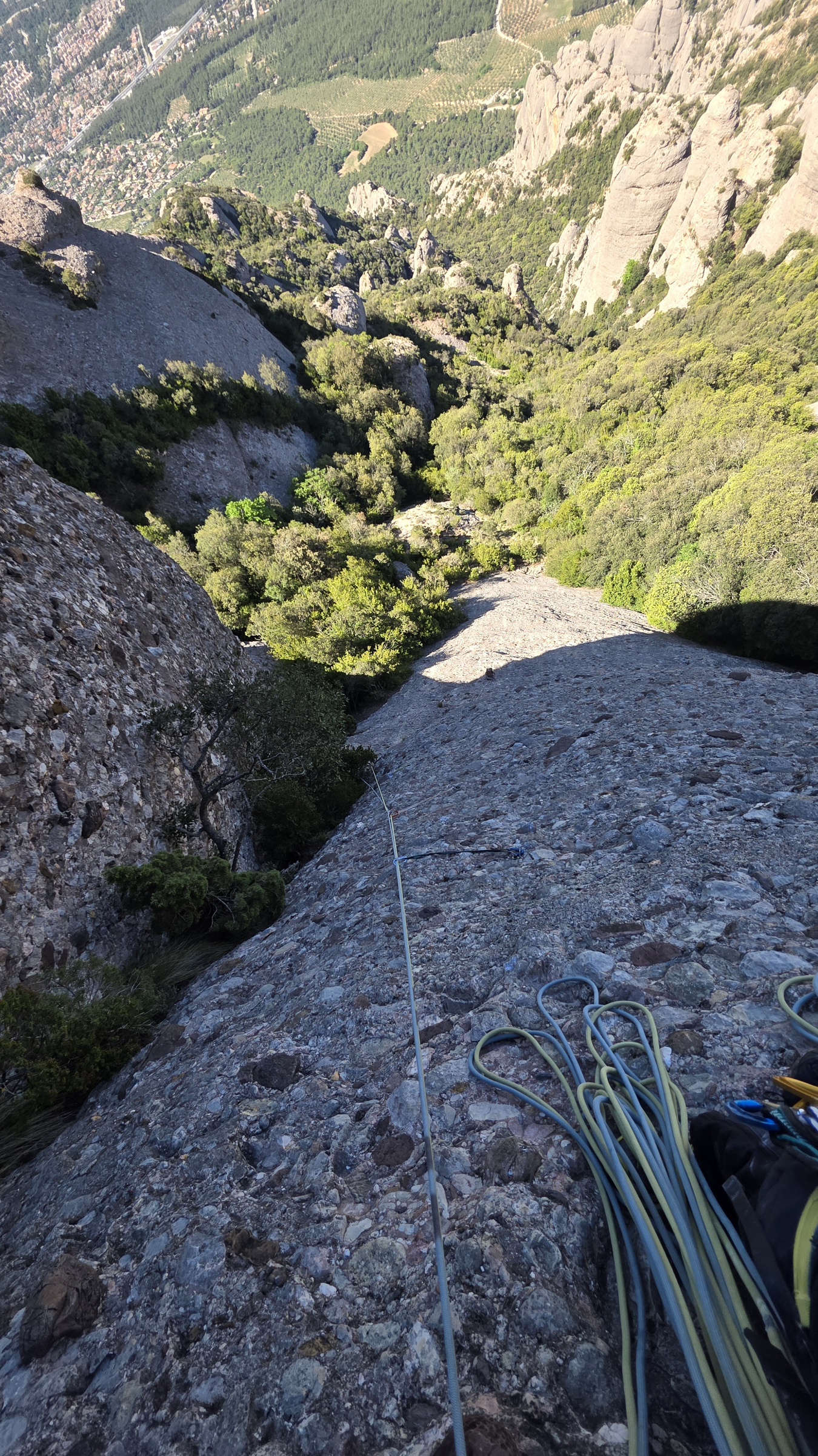 Doc Anton R, V, 130m. Gorro Magdalena Superior. Montserrat.