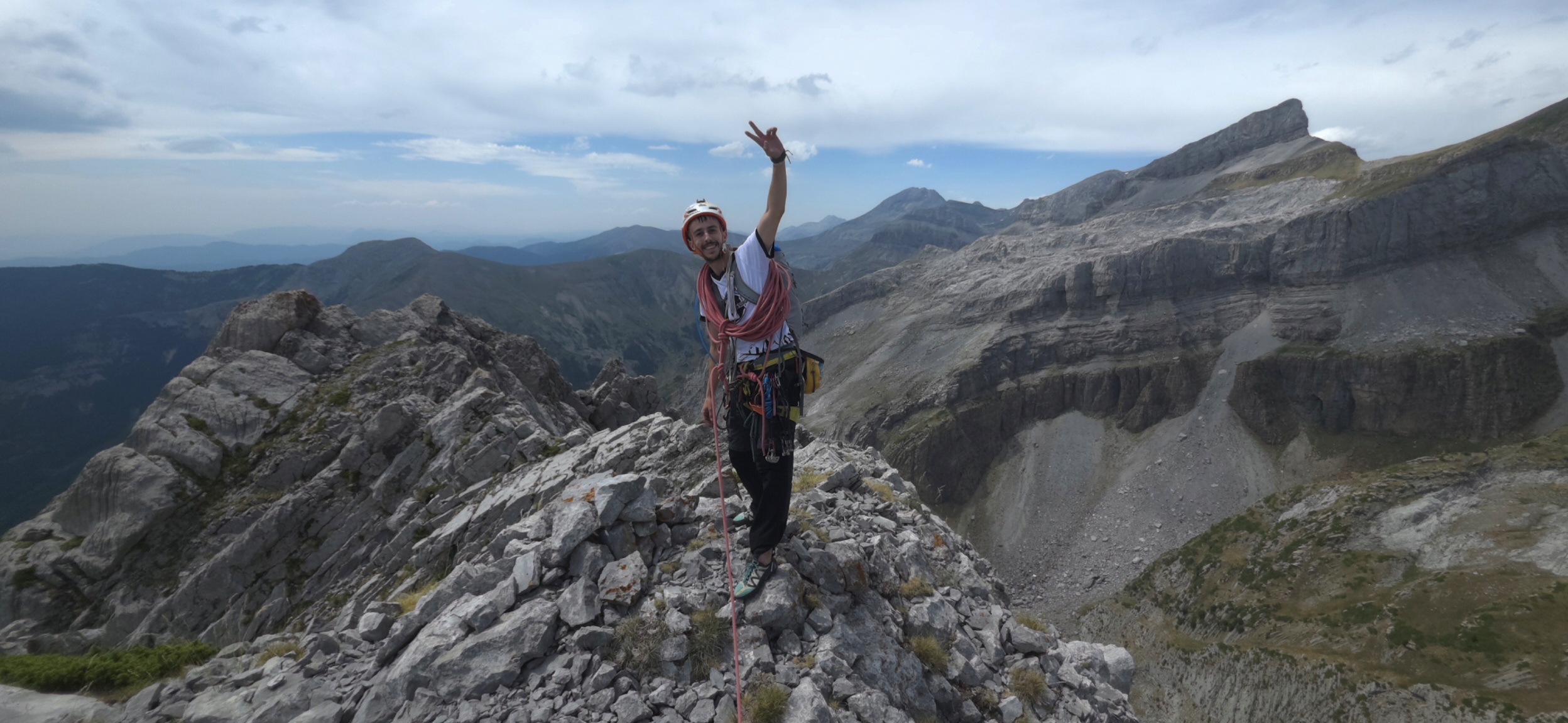 Arista Oeste al Pico de Rigüelo. D, 400m. Aísa.